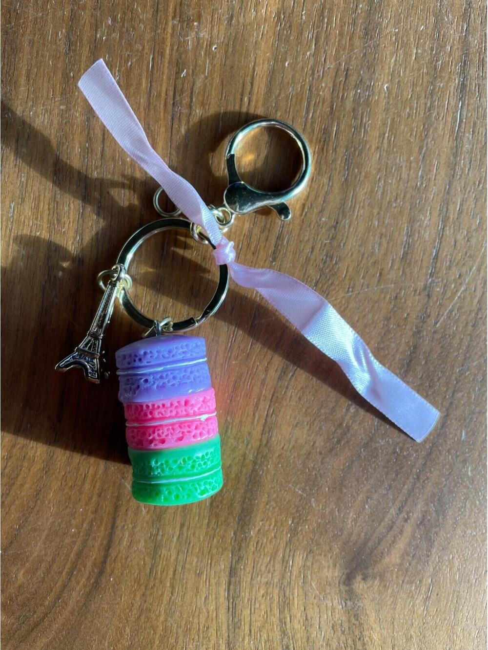 Macaroons Keychain Key Chain With Eiffel Tower